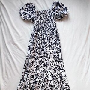 white and black paisley floral puff sleeve smocked dress